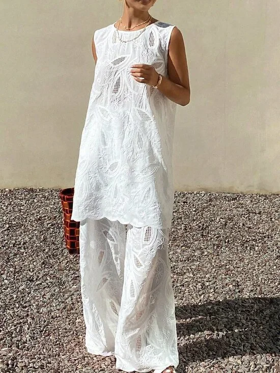 White Casual Women's Lace Floral Maxi Dress & Wide Leg Pants Two-Piece Suit - Picture 4 of 7